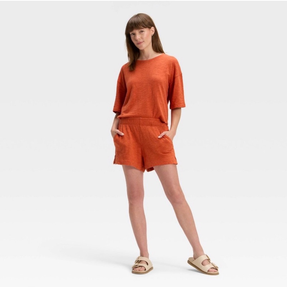 Universal Thread Rust Leisure Tee and Shorts Set Size L